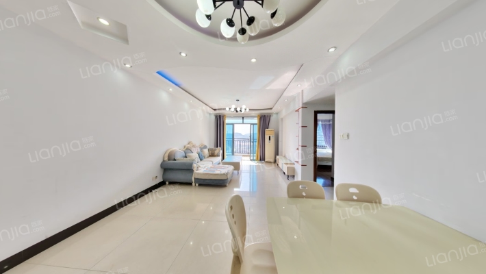 财富国际广场C区二手房实景图