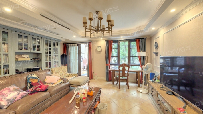 中航翡翠城三期二组团二手房实景图