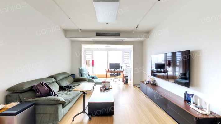 荣和·半山华府二手房实景图