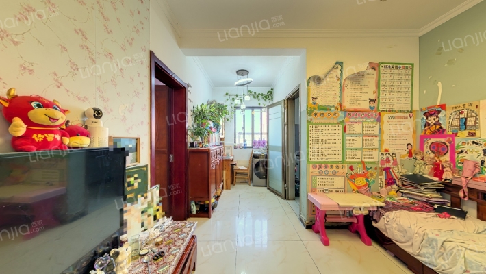 坚果公寓二手房实景图