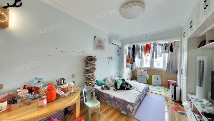 屏东路二手房实景图