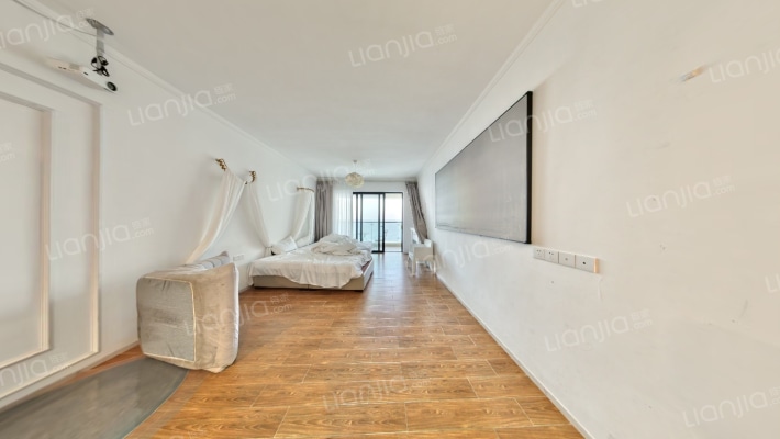 虹海金岸二手房实景图