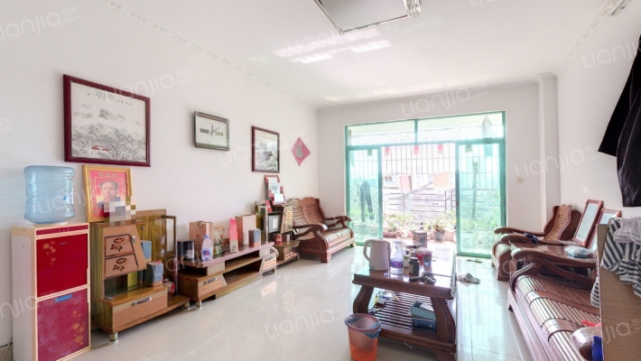 威铭豪苑二手房实景图