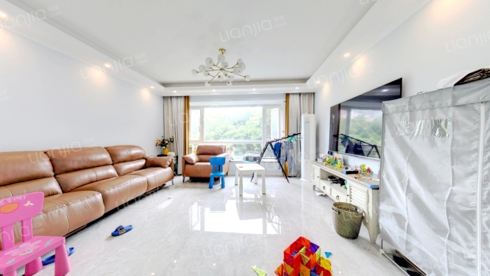 银都花园二手房实景图