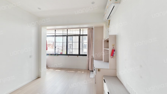 矿院新村二手房实景图