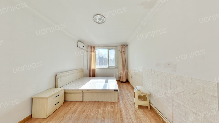 79中广电中心二手房实景图