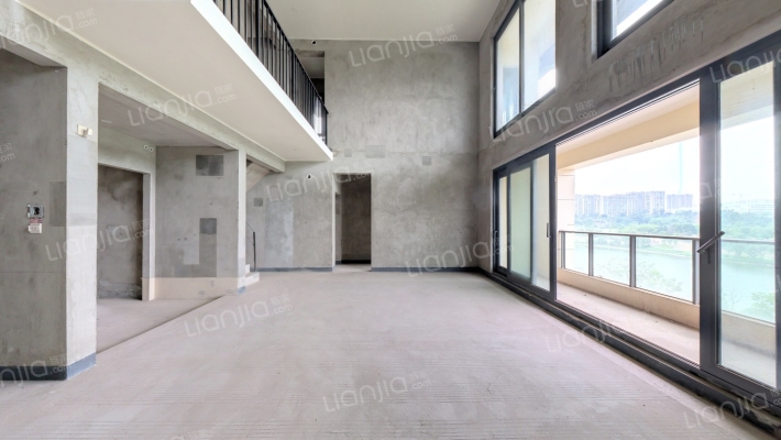 融创九棠府二期二手房实景图