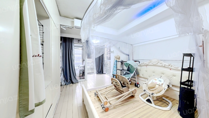 瓜果城综合楼二手房实景图