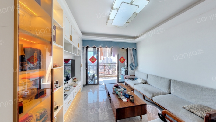 云山峰境五期二手房实景图