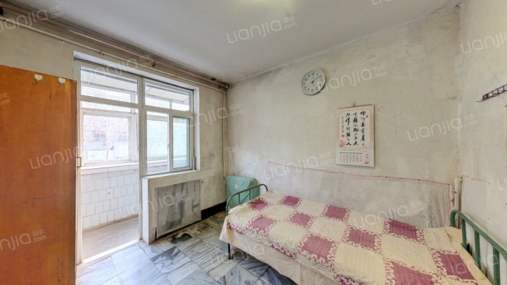 联新里家属楼二手房实景图