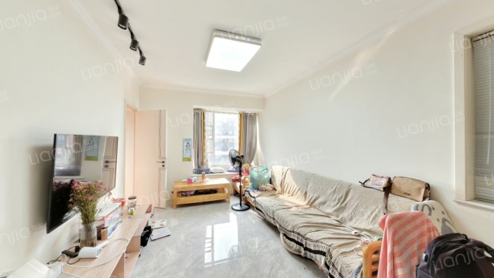 泛悦城市广场二手房实景图