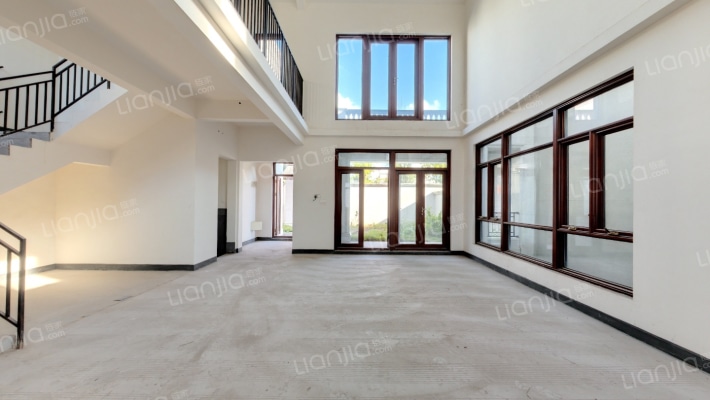 绿城两江御园蔷薇园二手房实景图