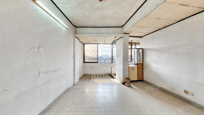 梓元岗路二手房实景图