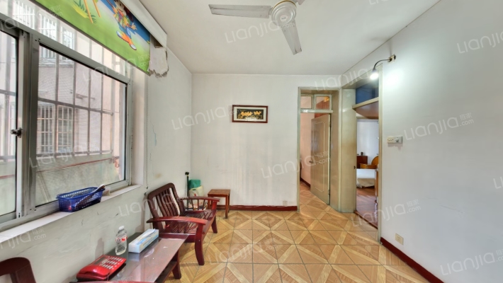 文三新村二手房实景图