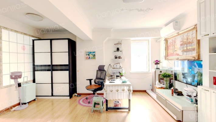 西塔小区二手房实景图