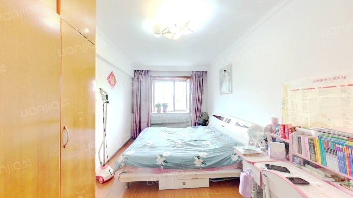 鸿朗花园北区二手房实景图