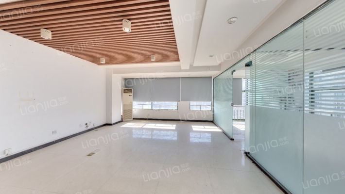 瑞银大厦二手房实景图