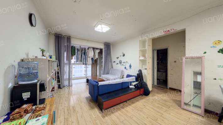 西西学府里二手房实景图