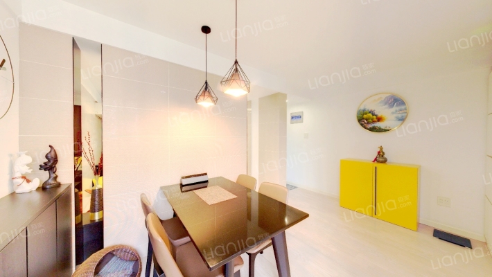 鹤池苑住宅小区南区二手房实景图