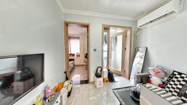 中海·锦城二手房实景图