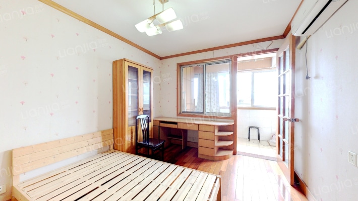 来凤新村二手房实景图