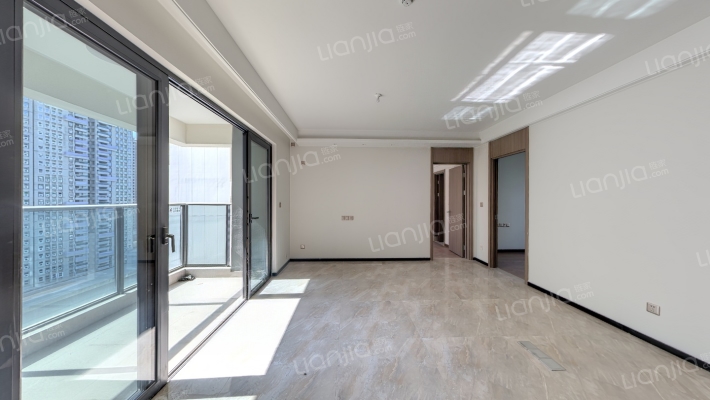 保利天汇左岸二手房实景图