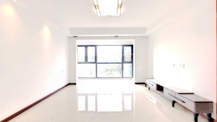 融创观澜壹号东区二手房实景图