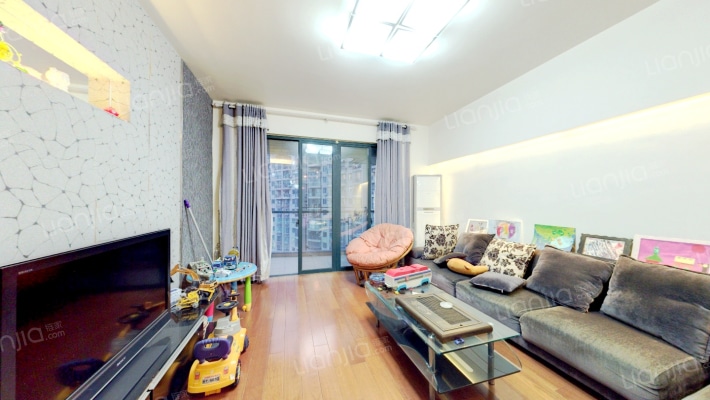 天俊蓝水湾二手房实景图