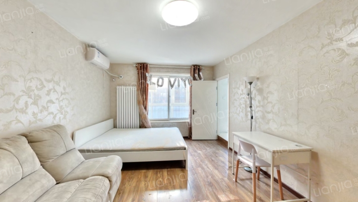 兰德华庭二手房实景图