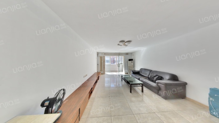 深蓝公寓二手房实景图