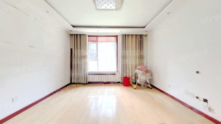 雅荷苑二手房实景图