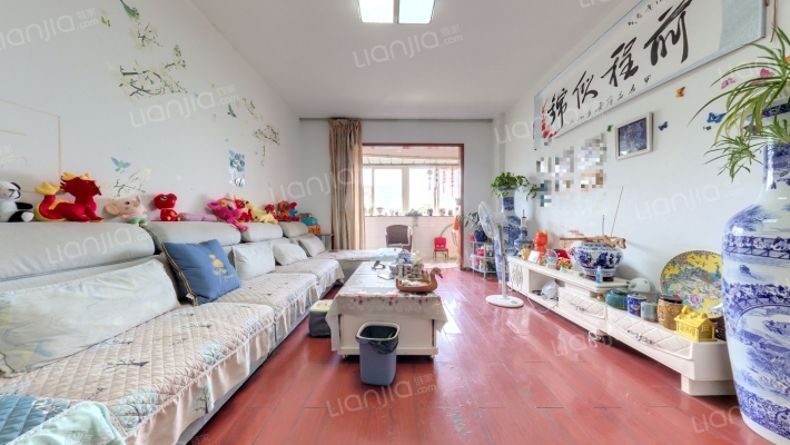 明星嘉苑二手房实景图