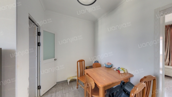 小河西二手房实景图