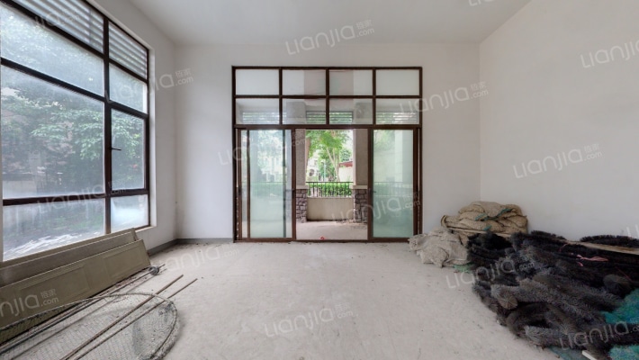 远洋城半山别墅二手房实景图