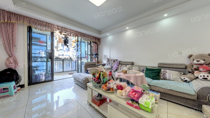 新义名苑二手房实景图