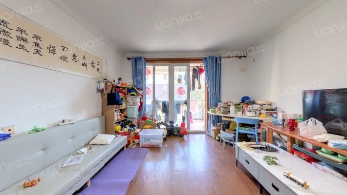 汇丰荷苑二手房实景图