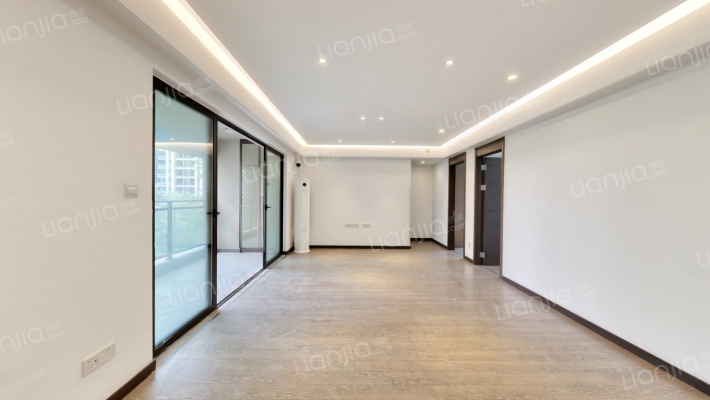 万科观承观峰三组团二手房实景图