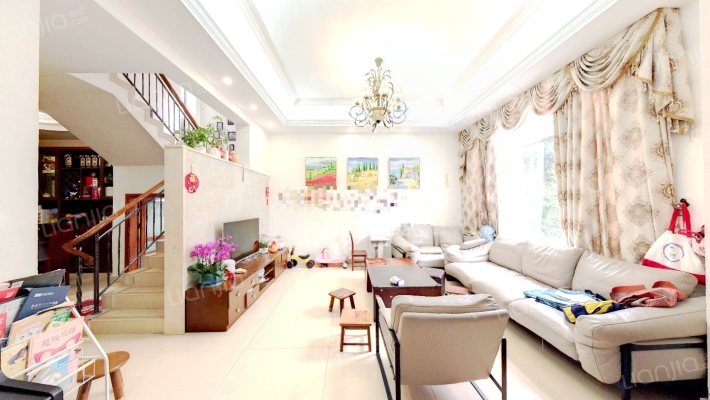 顺德碧桂园蓝天花语联排别墅区二手房实景图