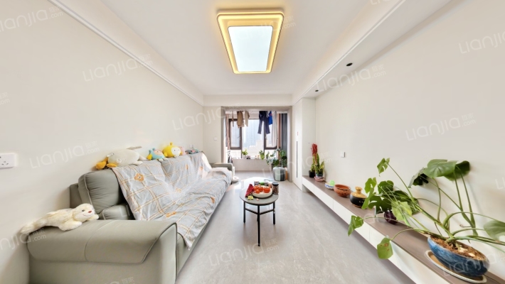 融信望湖宸院二手房实景图