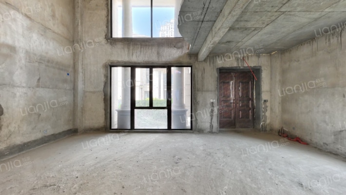 顺华路易城堡二手房实景图