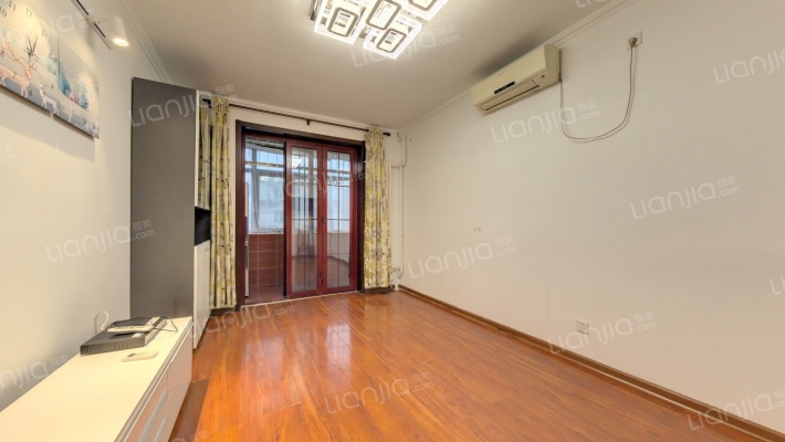 农丰里二手房实景图