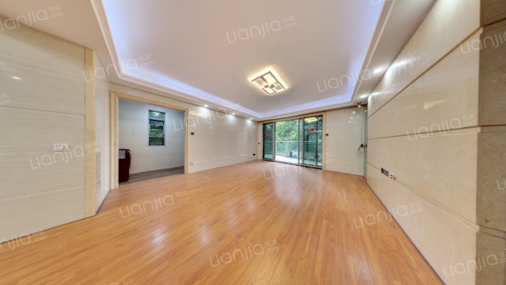 公园大地七期二手房实景图