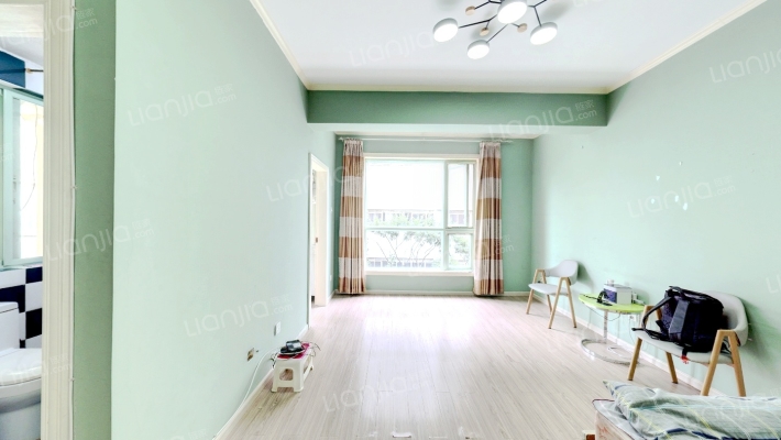 水晶俊园二手房实景图