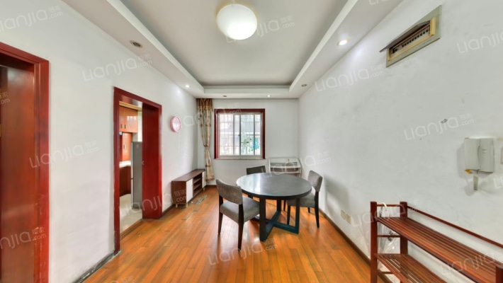 密渡桥路8号二手房实景图