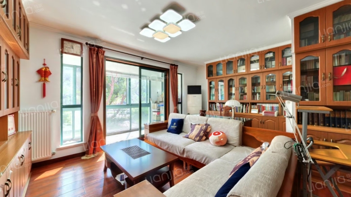 万杨香樟公寓二手房实景图