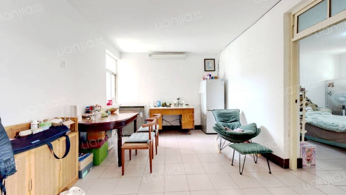 鸿基花园一期二手房实景图