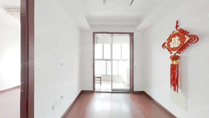 水岸花园二手房实景图