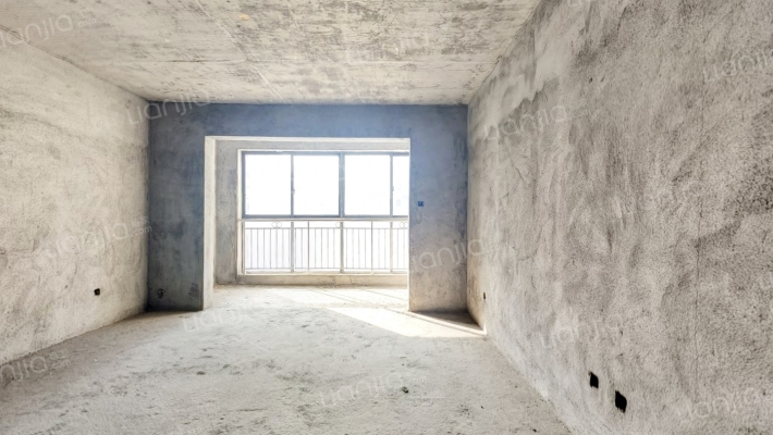 东城港湾二手房实景图