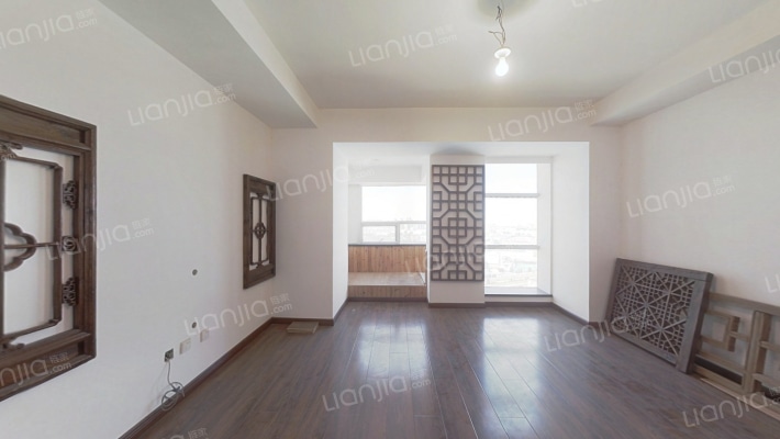 鼎泰大厦二手房实景图