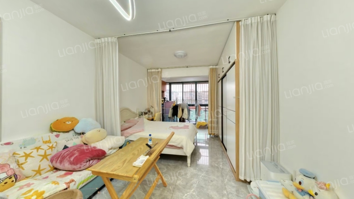 兴元绿洲一期二手房实景图